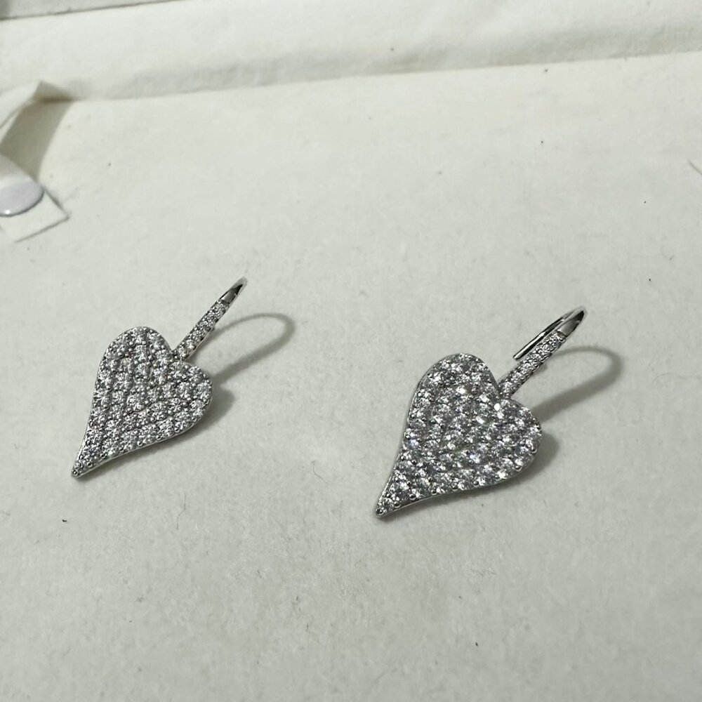 Diamonique Heart Lever Back Earrings (New/Unworn) - Picture 2 of 3